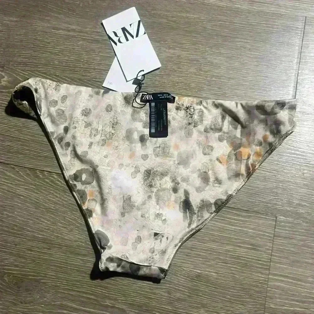 🔥🔥Zara Reversible bikini - Picture 5 of 8